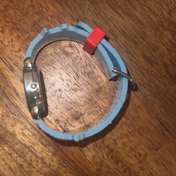 Swiss Army light blue red white kids wrist watch from Switzerland snowflakes🇨🇭 - Picture 8 of 8